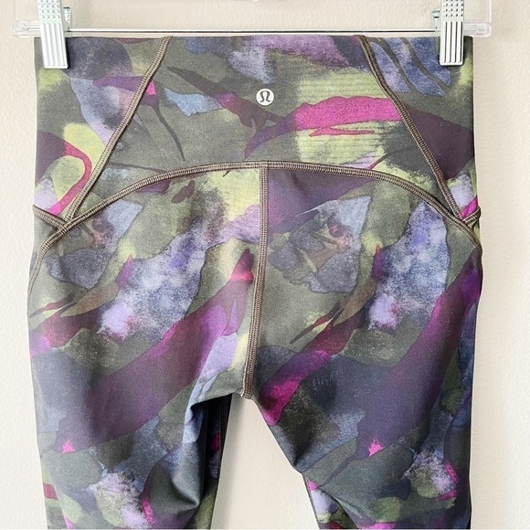 Lululemon Train Times 7/8 Pant *25” Aura Dark Chrome Multi/Midnight Navy Size 6 - Picture 5 of 13